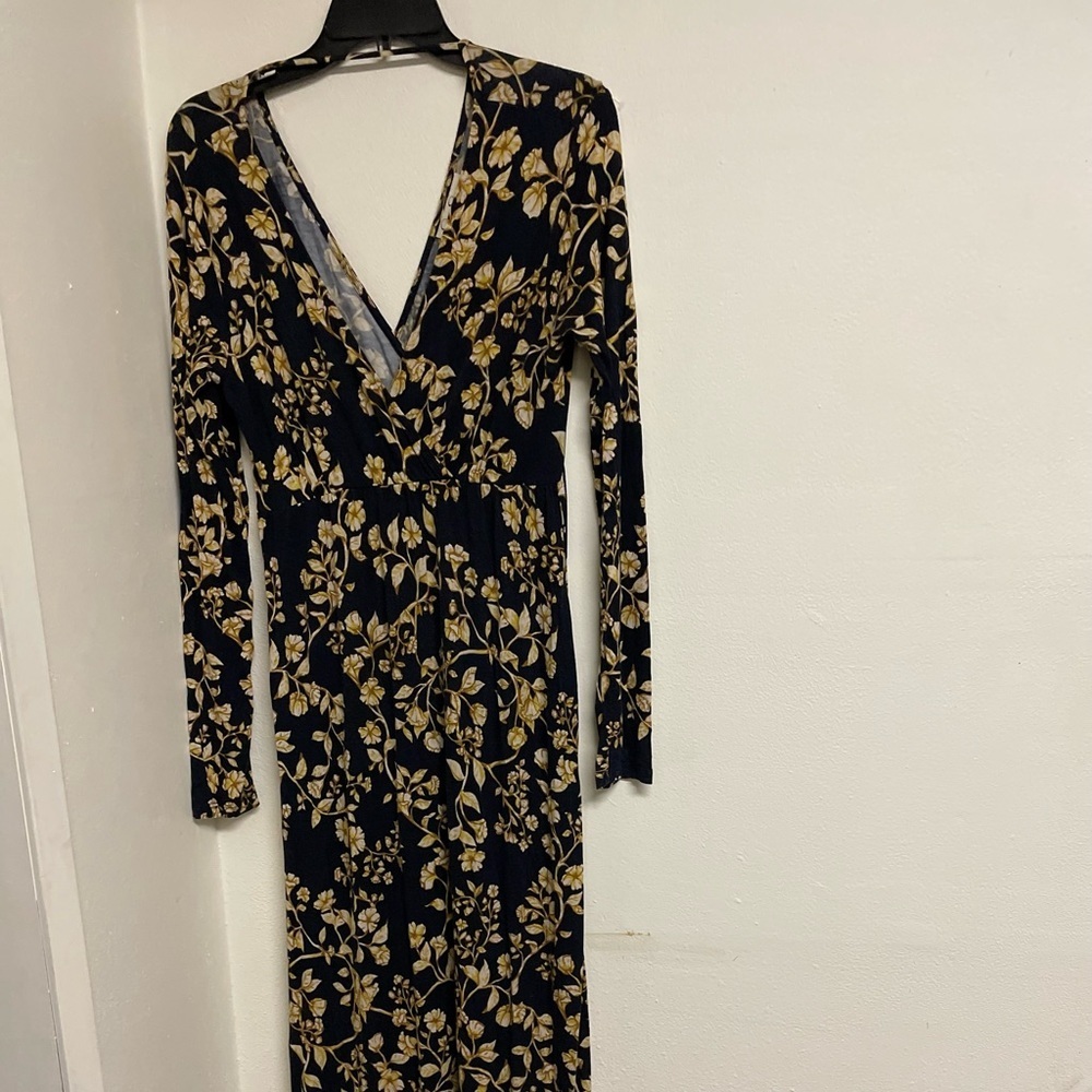 Jessica Simpson V Neck Dress